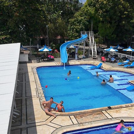 Finca Hotel Pinares 라 핀타다 외부 사진