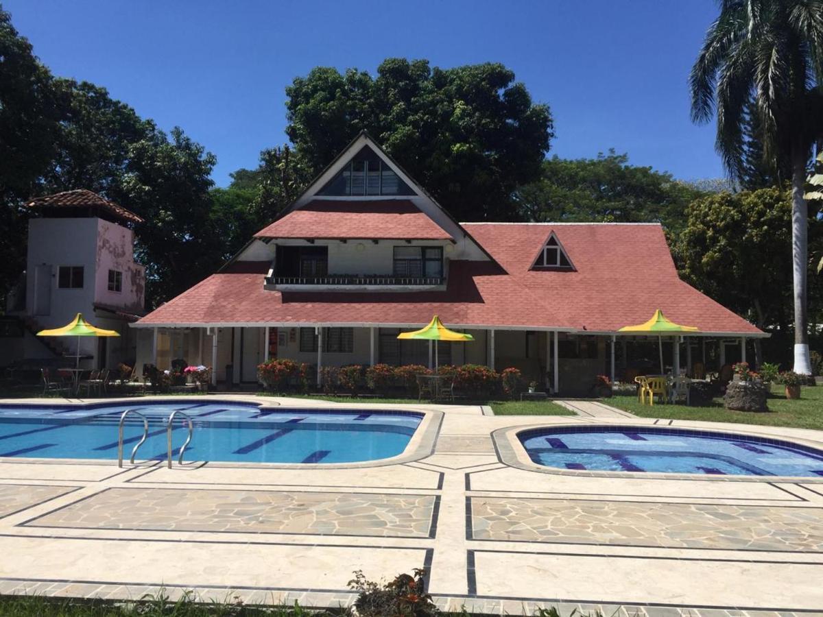 Finca Hotel Pinares 라 핀타다 외부 사진